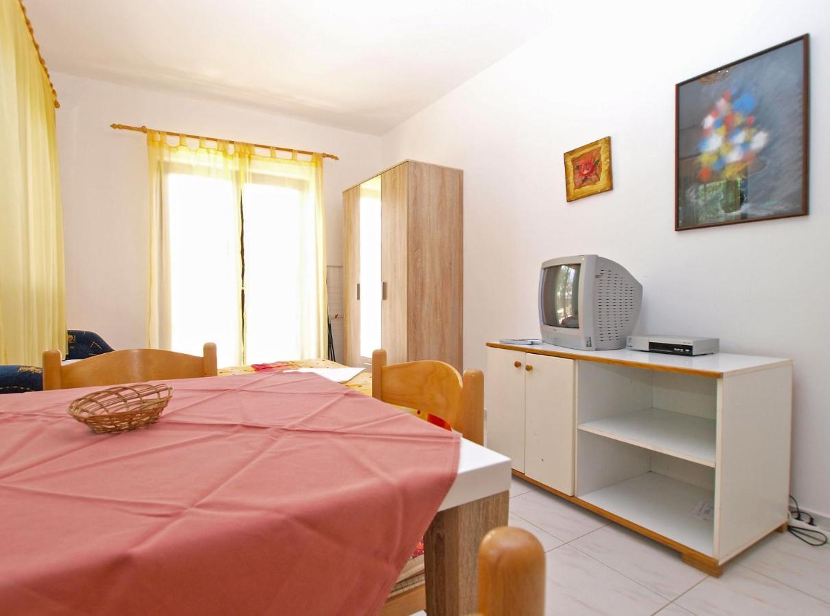 Apartments Puntizela 727 พูลา ภายนอก รูปภาพ