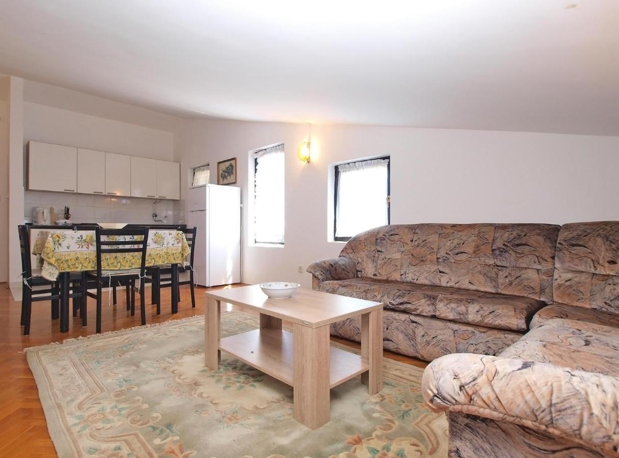 Apartments Puntizela 727 พูลา ภายนอก รูปภาพ