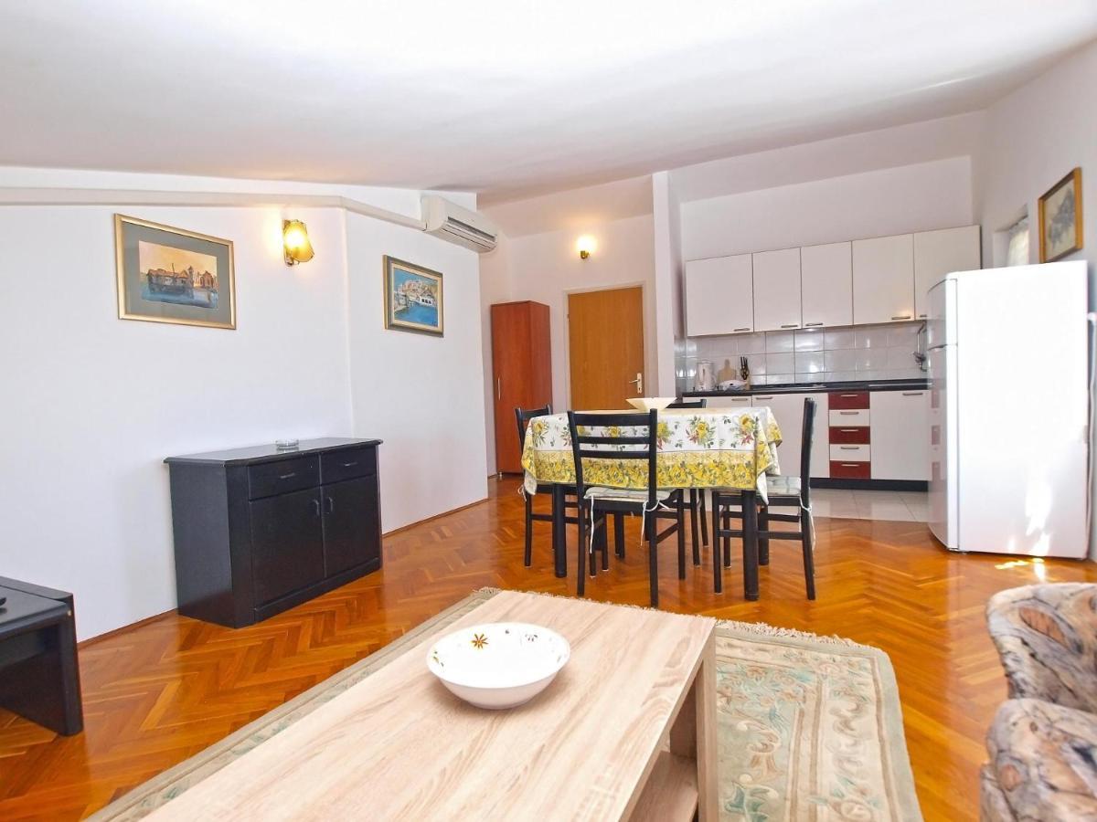 Apartments Puntizela 727 พูลา ภายนอก รูปภาพ