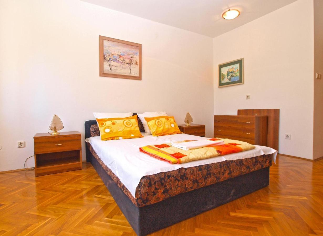 Apartments Puntizela 727 พูลา ภายนอก รูปภาพ