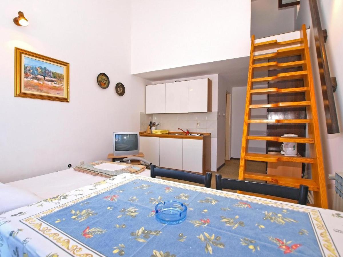 Apartments Puntizela 727 พูลา ภายนอก รูปภาพ