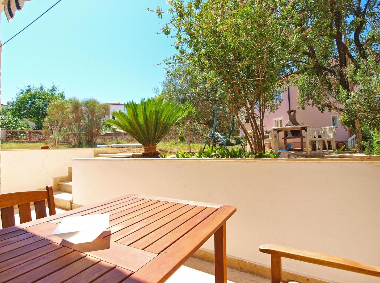 Apartments Puntizela 727 พูลา ภายนอก รูปภาพ