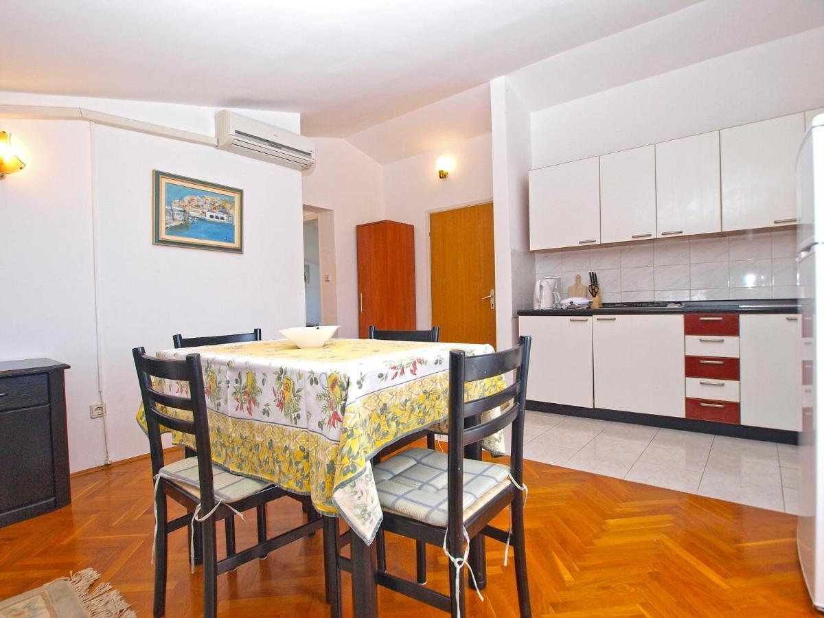 Apartments Puntizela 727 พูลา ภายนอก รูปภาพ