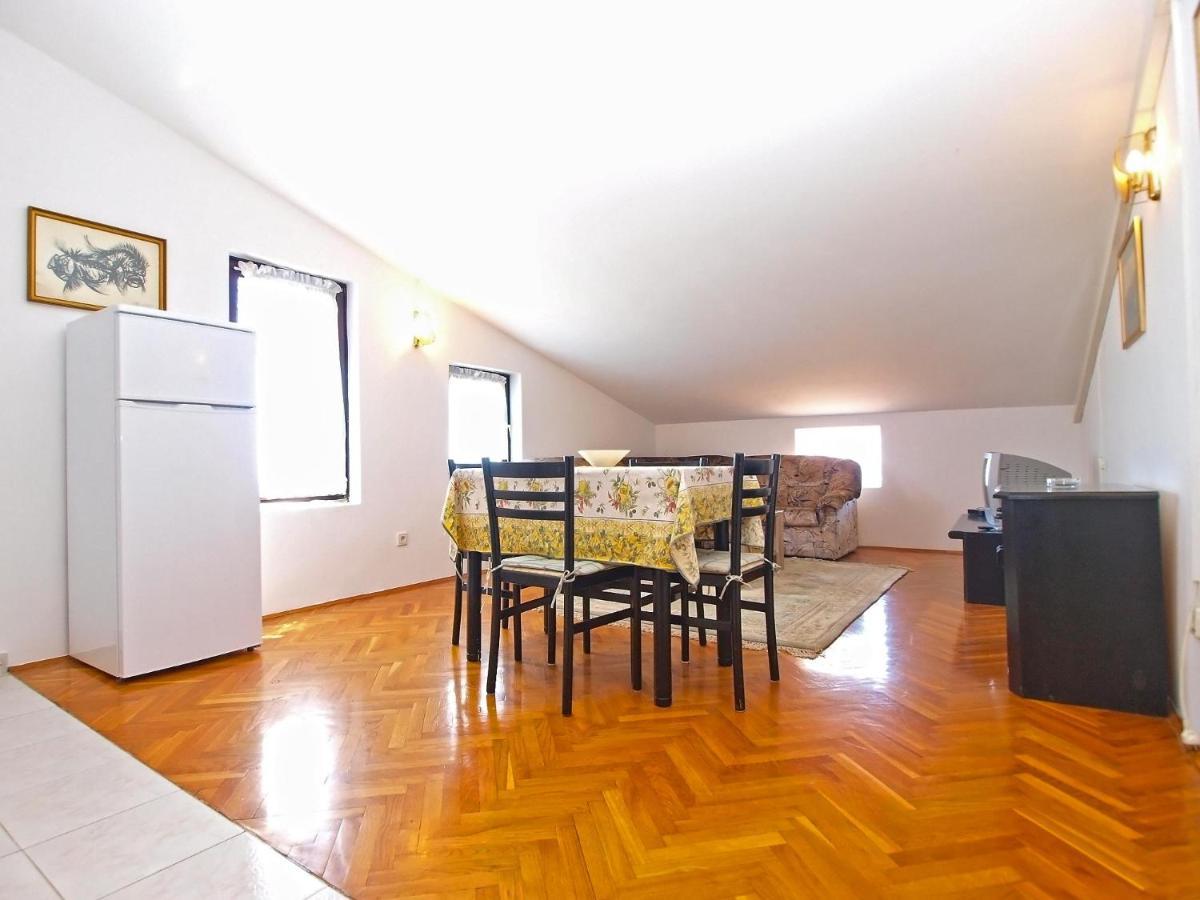 Apartments Puntizela 727 พูลา ภายนอก รูปภาพ