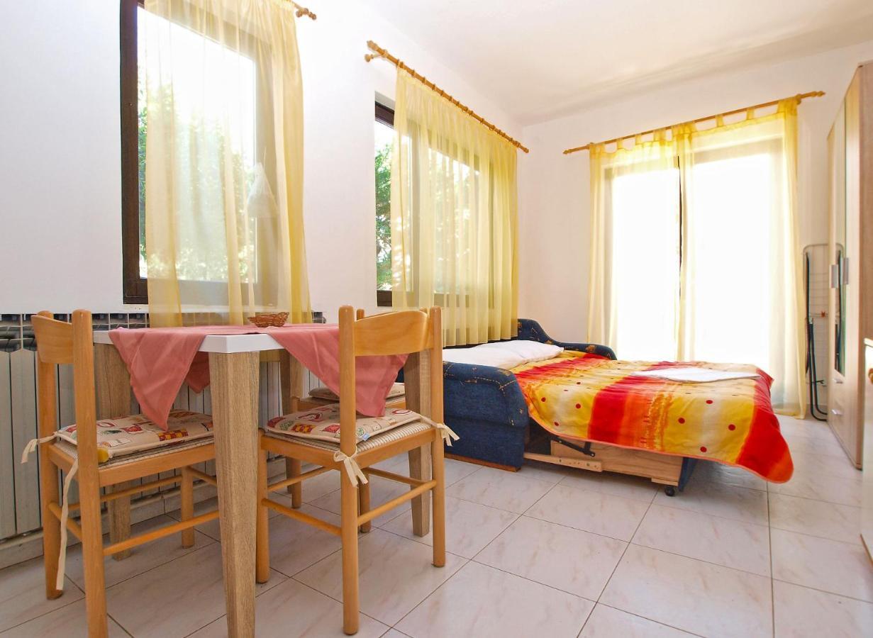 Apartments Puntizela 727 พูลา ภายนอก รูปภาพ